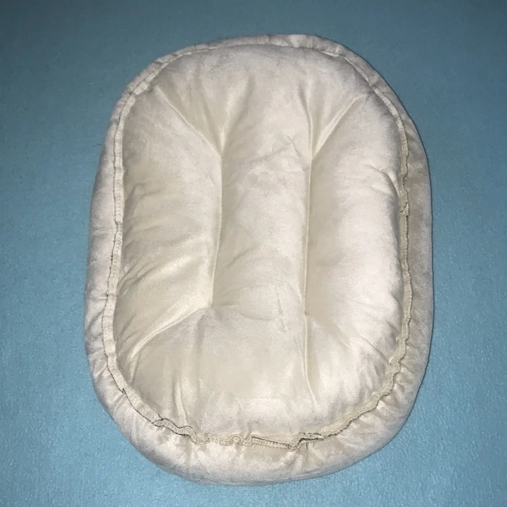 DOSKOCIL Pet Products oval bed dark brown,cream faux micro suede Host Pick🎉🎉